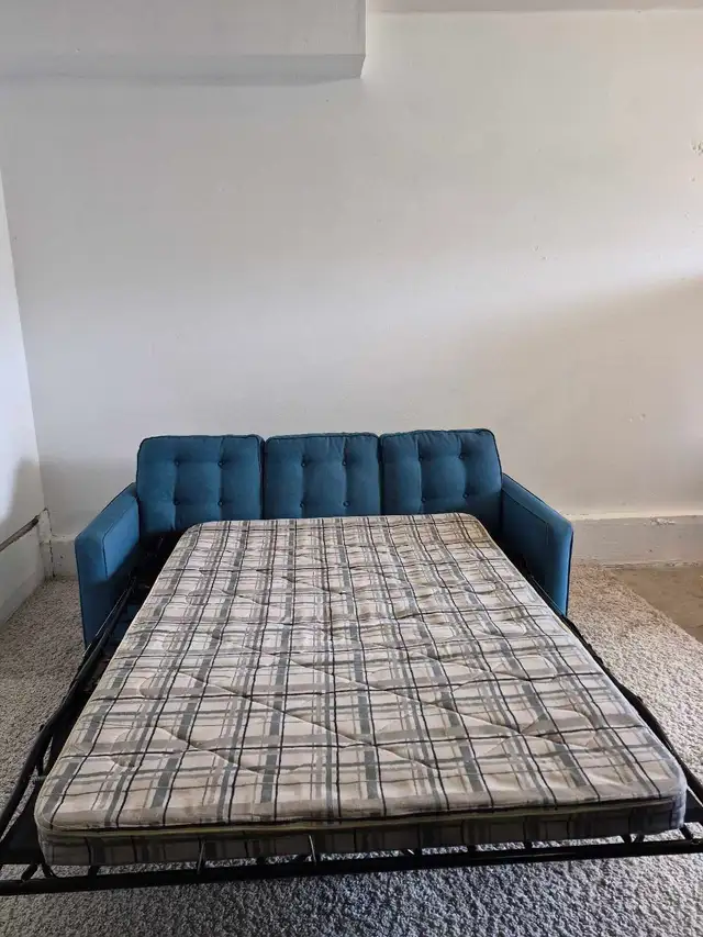 FREE DELIVERY Beautiful Blue 3 Seater Pullout Sofabed Sofa/Couch - Photo 6