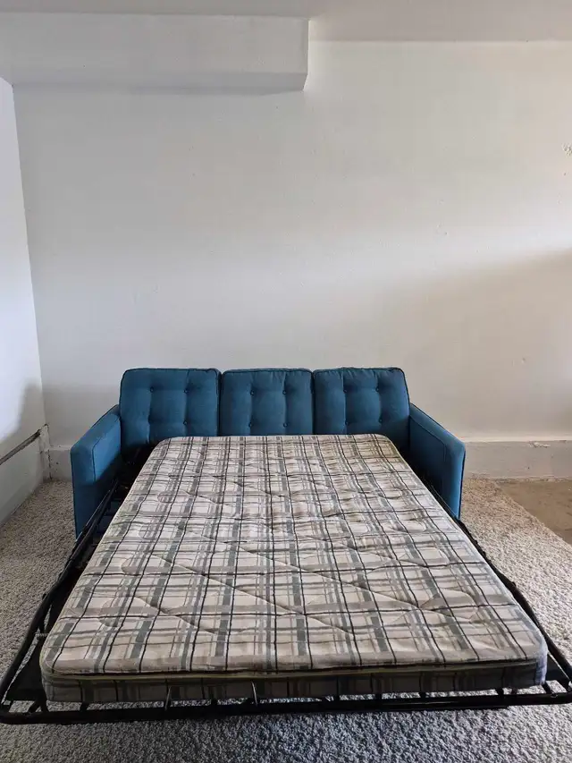 FREE DELIVERY Beautiful Blue 3 Seater Pullout Sofabed Sofa/Couch - Photo 7