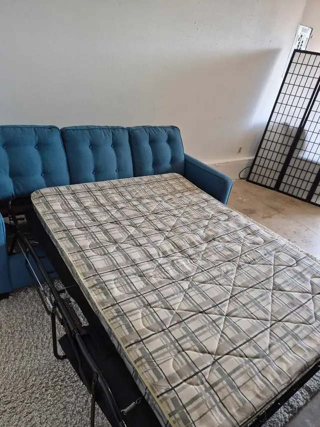 FREE DELIVERY Beautiful Blue 3 Seater Pullout Sofabed Sofa/Couch - Photo 9