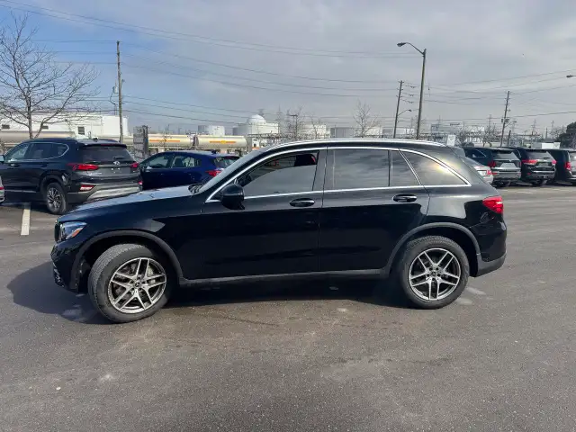 2019 Mercedes-Benz GLC-Class 300 AMG PKG 4MATIC LEATHER PAN/ROOF - Photo 4