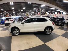 2018 Mercedes-Benz GLA GLA 250 4MATIC LEATHER PAN/ROOF CARPLAY B - Photo 4