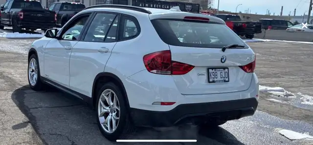 136000 km bmw x1 AWD 4dr xDrive28i auto toit panoramique - Photo 5