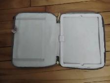 Juicy Couture Apple ipad case for 9.7-inch iPad models - Photo 4