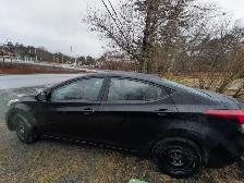 2015 Hyundai Elantra - Photo 2