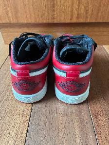 Nike Air Jorden 1 low Alternative Bred Black Red  Men’s Size 10 - Photo 2