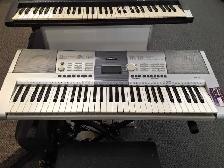 Yamaha PSR-295 61 Key Keyboard