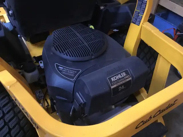 2021 Cub Cadet zero turn lawn mower - Photo 4