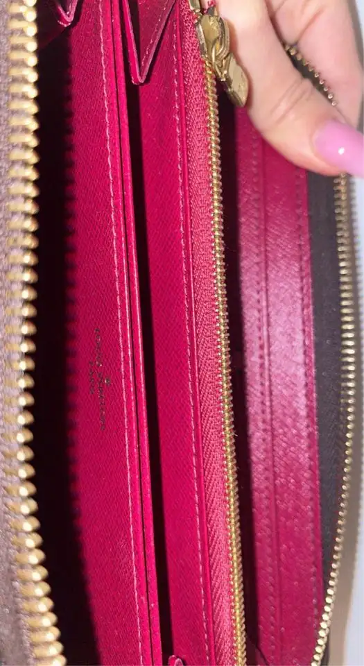 Louis Vuitton Zippy Wallet with fuchsia interior - Photo 2