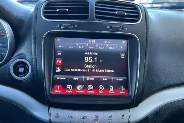 2018 Dodge Journey SXT AWD - Photo 17