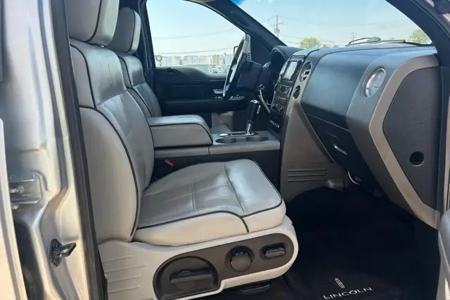 2006 Lincoln Mark LT 4WD Supercrew 139' - Photo 12