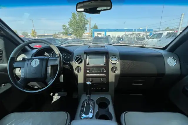 2006 Lincoln Mark LT 4WD Supercrew 139' - Photo 16