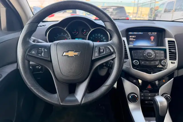 2015 Chevrolet Cruze 4dr Sdn 1LT - Photo 10