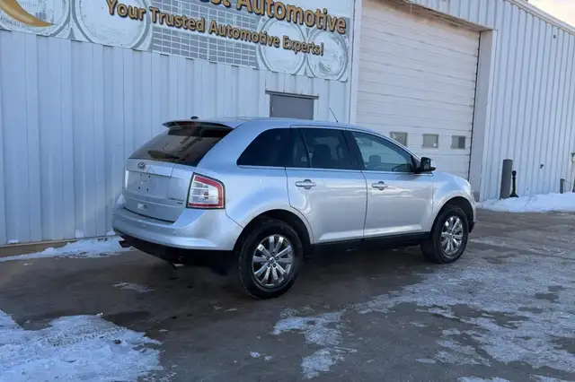 2010 Ford Edge 4dr Limited AWD - Photo 5