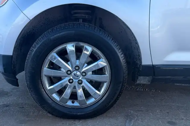 2010 Ford Edge 4dr Limited AWD - Photo 10