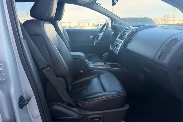 2010 Ford Edge 4dr Limited AWD - Photo 12