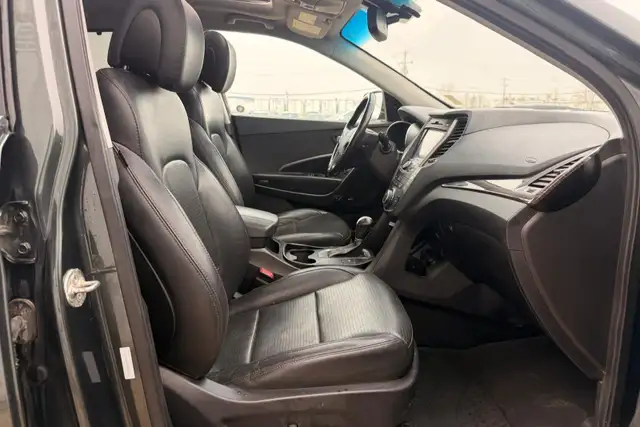 2013 Hyundai Santa Fe AWD 4dr 2.0T Auto Limited Ltd Avail - Photo 11