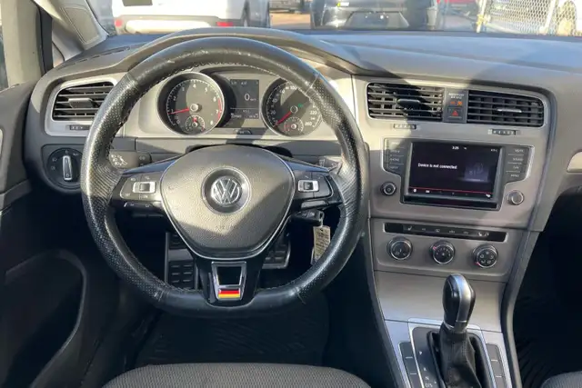 2016 Volkswagen Golf 5dr HB Auto 1.8 TSI Trendline - Photo 17