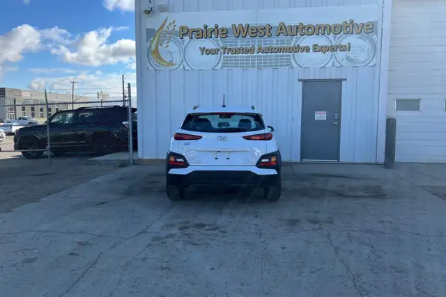 2020 Hyundai Kona 2.0L Preferred FWD - Photo 6
