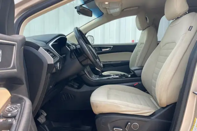 2017 Ford Edge 4dr SEL AWD - Photo 15