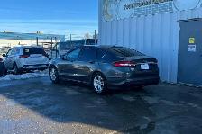 2018 Ford Fusion SE FWD - Photo 7