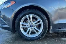 2018 Ford Fusion SE FWD - Photo 10