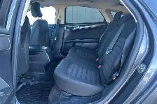 2018 Ford Fusion SE FWD - Photo 14