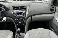 2015 Hyundai Accent 4dr Sdn Auto SE - Photo 19