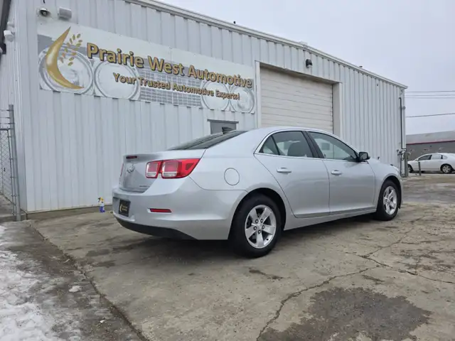 2016 Chevrolet Malibu Limited 4dr Sdn LS w/1LS - Photo 5