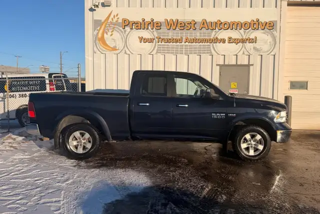 2013 Ram 1500 4WD Quad Cab 140.5' Outdoorsman - Photo 4