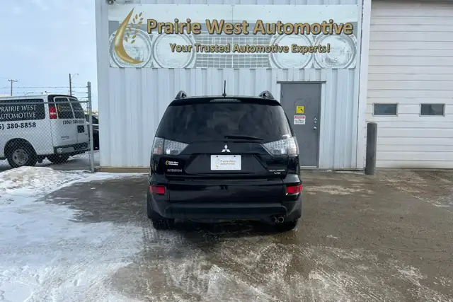 2010 Mitsubishi Outlander 4WD 4dr LS - Photo 6