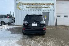 2010 Mitsubishi Outlander 4WD 4dr LS - Photo 6