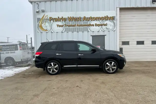2015 Nissan Pathfinder 4WD 4dr S - Photo 4