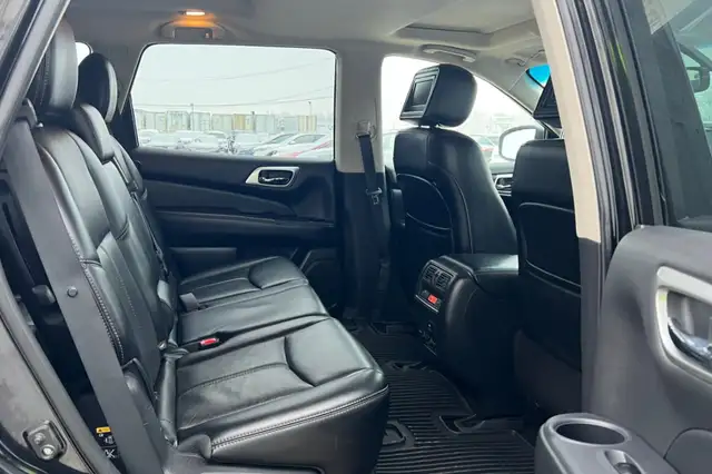 2015 Nissan Pathfinder 4WD 4dr S - Photo 19
