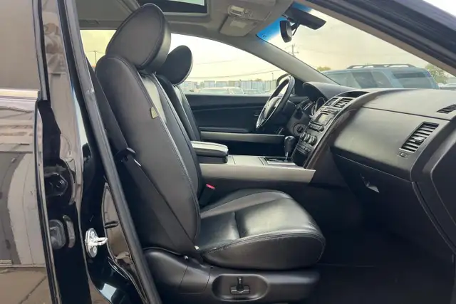 2012 Mazda CX-9 AWD 4dr GT - Photo 16