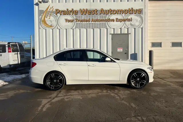 2013 BMW 3 Series 4dr Sdn 328i xDrive AWD - Photo 4