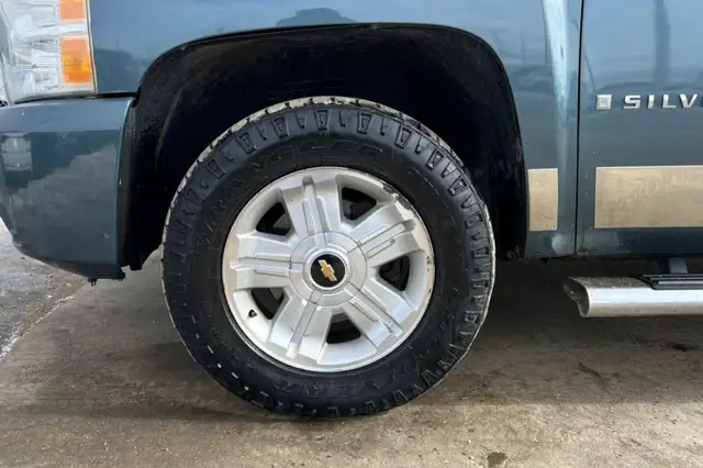 2008 Chevrolet Silverado 1500 4WD Ext Cab 134.0' WT - Photo 10