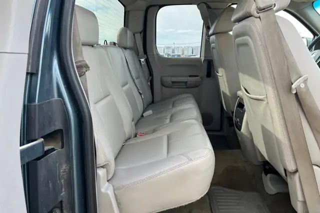 2008 Chevrolet Silverado 1500 4WD Ext Cab 134.0' WT - Photo 14