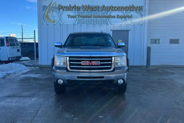 2013 GMC Sierra 1500 4WD Crew Cab 143.5' SLT - Photo 2