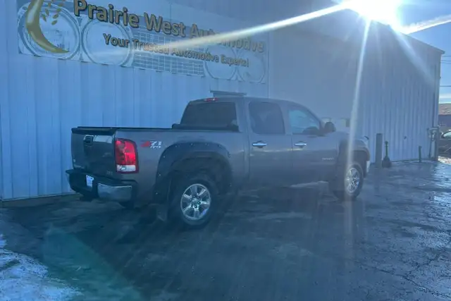2013 GMC Sierra 1500 4WD Crew Cab 143.5' SLT - Photo 5