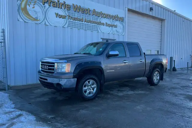 2013 GMC Sierra 1500 4WD Crew Cab 143.5' SLT - Photo 9