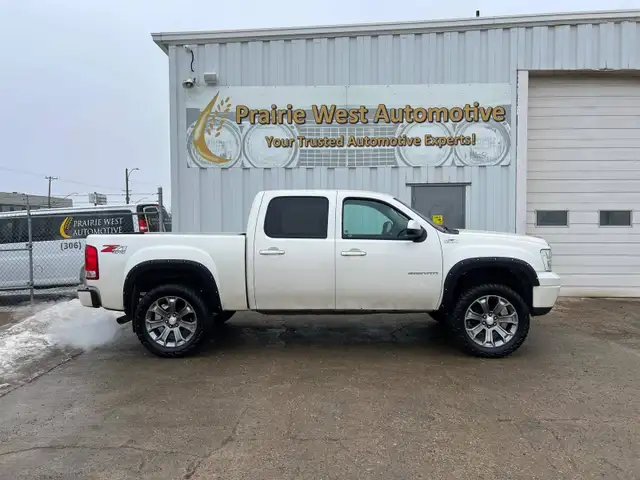 2012 GMC Sierra 1500 4WD Crew Cab 143.5' SLT - Photo 4