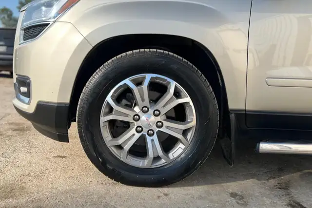 2015 GMC Acadia AWD 4dr SLT1 - Photo 11
