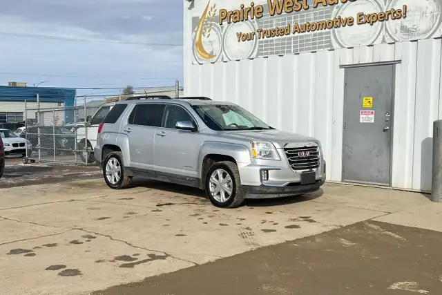2017 GMC Terrain FWD 4dr SLE w/SLE-2 - Photo 3