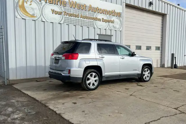 2017 GMC Terrain FWD 4dr SLE w/SLE-2 - Photo 5