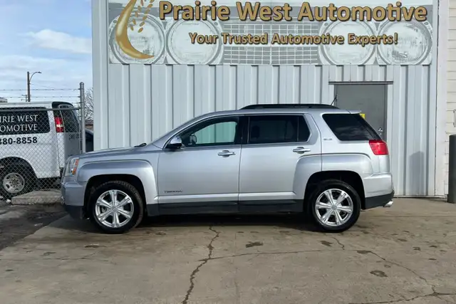 2017 GMC Terrain FWD 4dr SLE w/SLE-2 - Photo 8