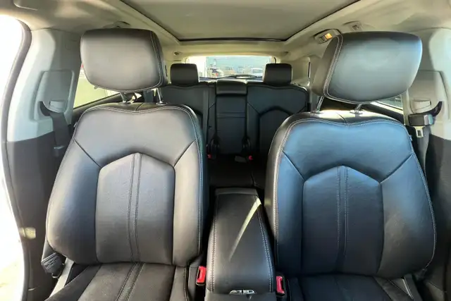 2012 Cadillac SRX AWD 4dr Luxury - Photo 17