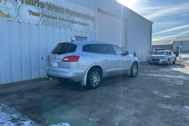 2017 Buick Enclave AWD 4dr Leather - Photo 5