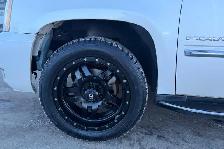 2011 Cadillac Escalade AWD 4dr Luxury - Photo 10