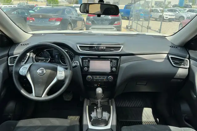 2016 Nissan Rogue AWD  - No Reported Accidents - Photo 12