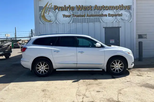 2017 Buick Enclave AWD 4dr Leather - Photo 4